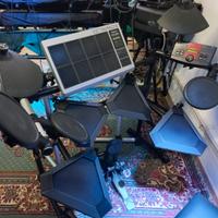 Roland R5 + Kit PAD 80 II e Yamaha DXPLORER COMPLE