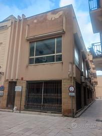 Ampio locale Via XI maggio