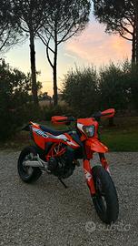 KTM 690 SMC-R