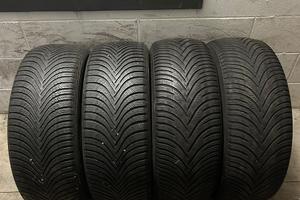 Gomme invernali 215/55/17