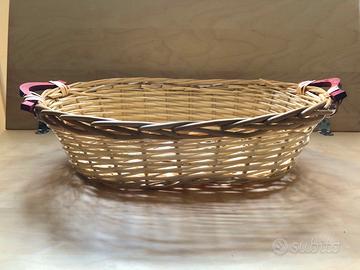 Cesto in vimini con maniglie