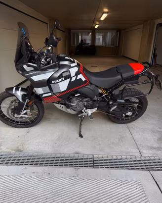 Ducati Desert X in garanzia