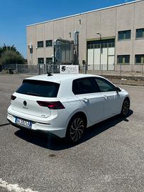Volkswagen Golf 1.5 etsi evo Life 150cv dsg