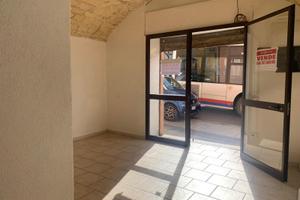 Santa Maria Locale 60. mq fronte strada