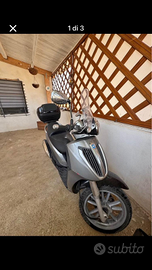 Piaggio Carnaby 300