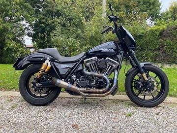 Harley-davidson FXR Super Glide SPECIAL