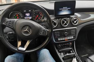MERCEDES Classe GLA 200 d - 2019