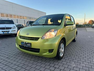 DAIHATSU - Sirion - 1.3i 16V 4WD CX