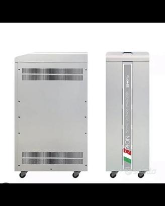 Stabilizzatore di tensione corrente