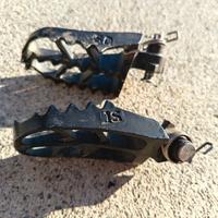 Coppia Pedaline  Originali Suzuki Valenti (2021) 