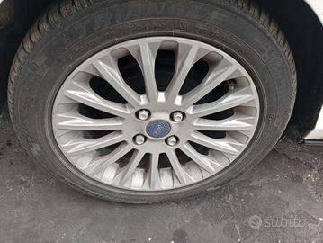 Cerchi e gomme Triangle m+s 195/55 R16 anno 2025 F