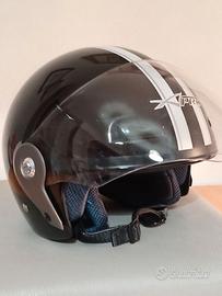 Casco demi-jet con visiera