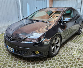Opel astra gtc