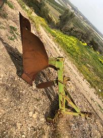 Aratro monovomere Viviani