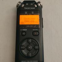 Registratore Tascam DR-05 