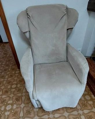 Poltrona elettrica per anziani