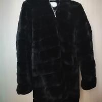 Trussardi: pelliccia ecologica