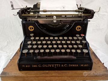 Macchina da scrivere