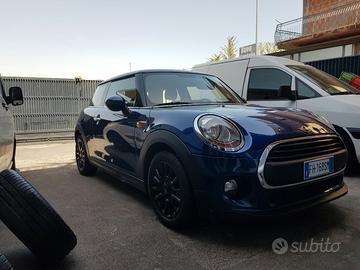 Mini cooper one d 95 cv 2014