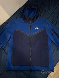 Nike Tech Blu Taglia M, Completa