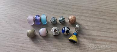 Scelta di charms, catene e bracciali Pandora 