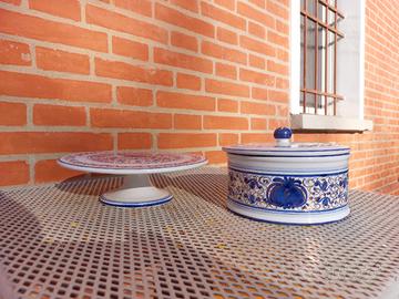ceramica di faenza- porrà biscotti ed alzata