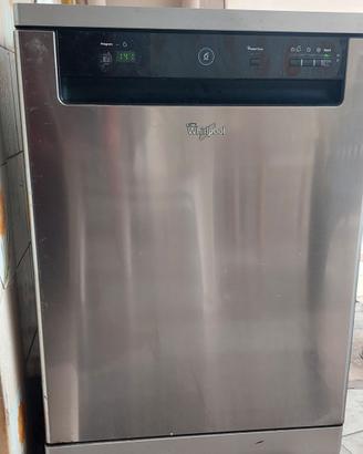 Lavastoviglie Whirlpool sesto senso
