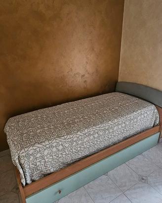 Letto singolo con secondo letto a scomparsa