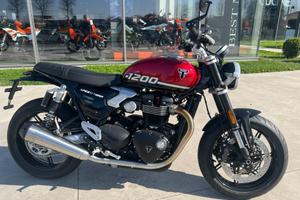 TRIUMPH Speed Twin 1200