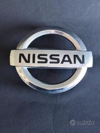 Fregio Originale Nissan Atleon – Nuovo NOS