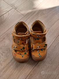Sandalo semiaperto bambino taglia 22
