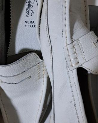 mocassini colore bianco