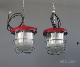 Lampada industriale restaurata