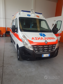 Ambulanza Renault Master 2011