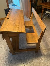 Banco scolastico in legno
