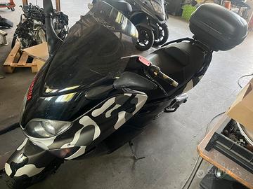 Yamaha T Max