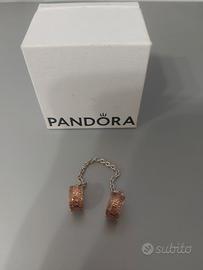 Pandora catena di sicurezza pavè in oro rosa 