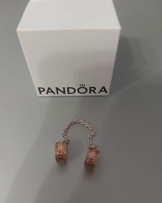 Pandora catena di sicurezza pavè in oro rosa 