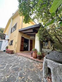 Villa a pochi minuti dalla Città