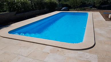 PISCINA IN VETRORESINA MODELLO SALARIA 8,5