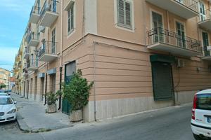 Appartamento piano primo  zona centro