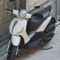 BEVERLY 350 SPORT TUNING BIANCO COMODO DA GUIDARE.