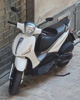 BEVERLY 350 SPORT TUNING BIANCO COMODO DA GUIDARE.