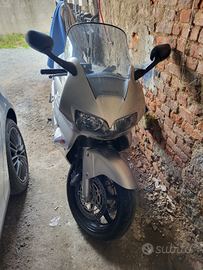 Honda vfr 800