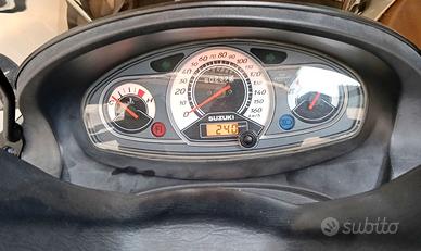 Burgman uh200