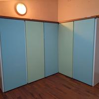 armadio artigianale in legno laccato