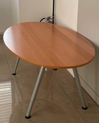 Tavolo scrivania ikea