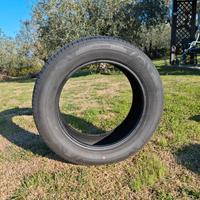 4 gomme nuove Nexen Nfera 215/60R17 96h