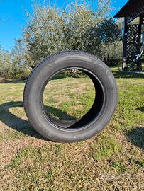 4 gomme nuove Nexen Nfera 215/60R17 96h