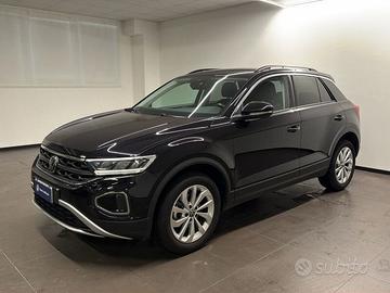Volkswagen T-Roc Nuovo Edition Plus 1.0 TSI 8...